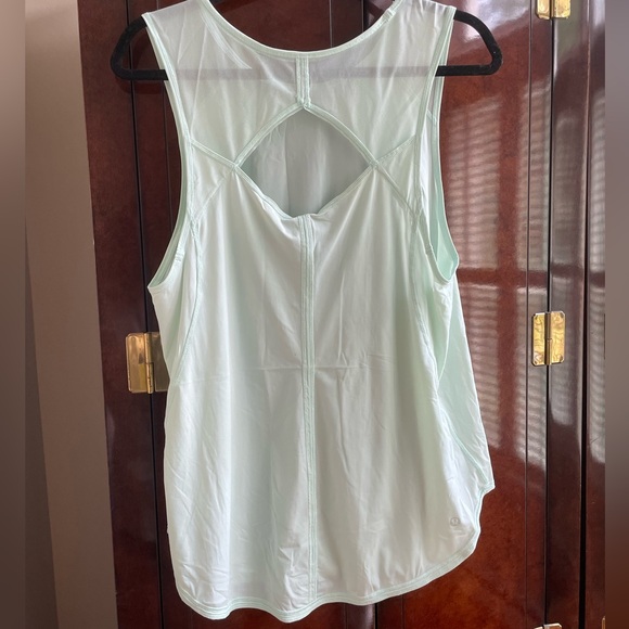 Lululemon Workout Tank in Light Blue/Seafoam - Size 12 - Picture 2 of 5
